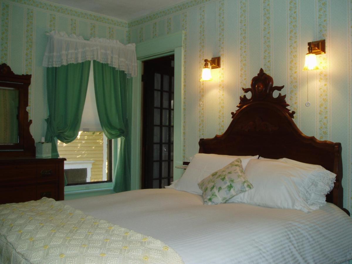 Rosewood Inn Corning Esterno foto
