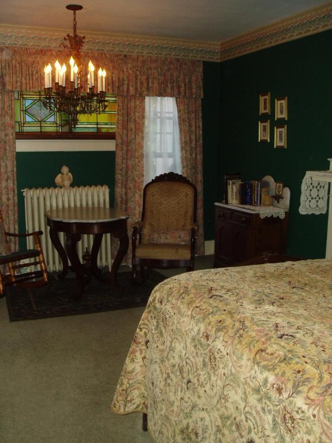 Rosewood Inn Corning Esterno foto