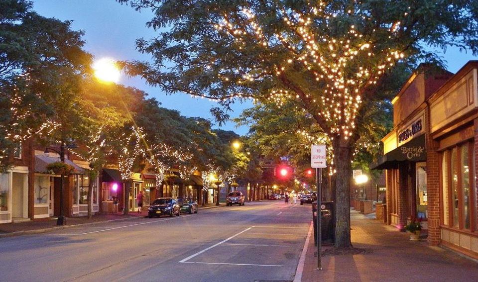 Rosewood Inn Corning Esterno foto